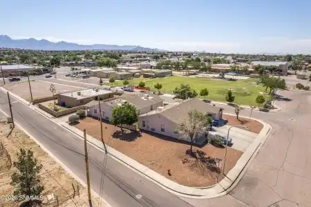 705 Cactus, Las Cruces, New Mexico 88001, 6 Bedrooms Bedrooms, ,Residential Income,For Sale,Cactus,2602248