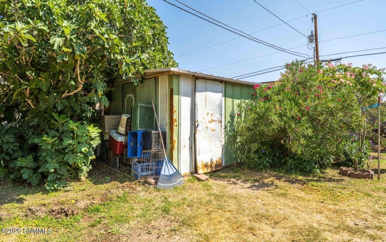 shed