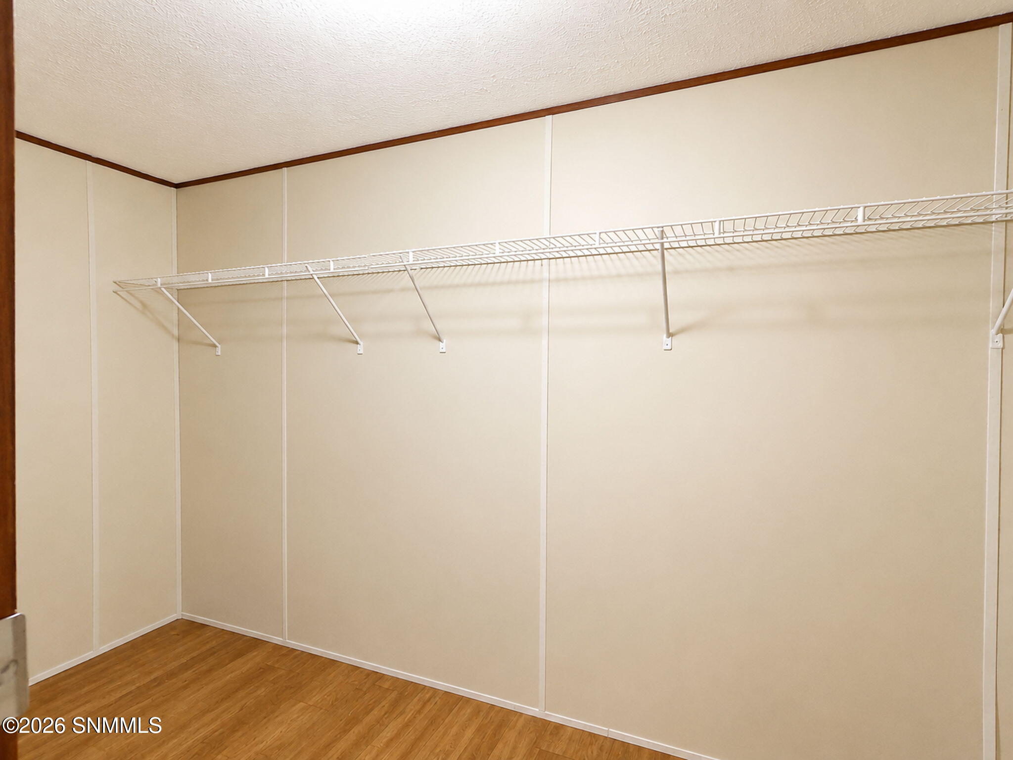 5355 jemez Closet