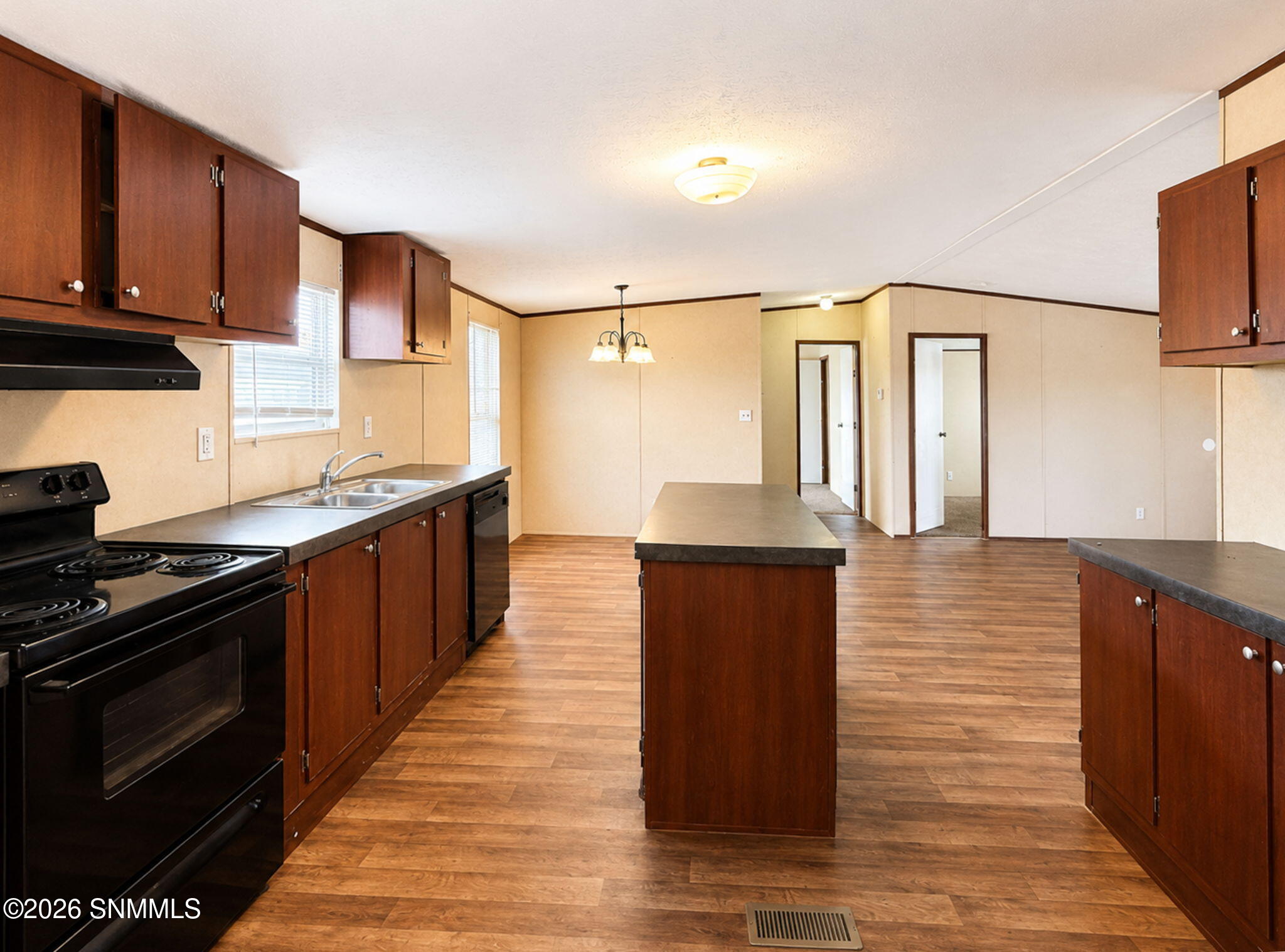 5355 Jemez Kitchen