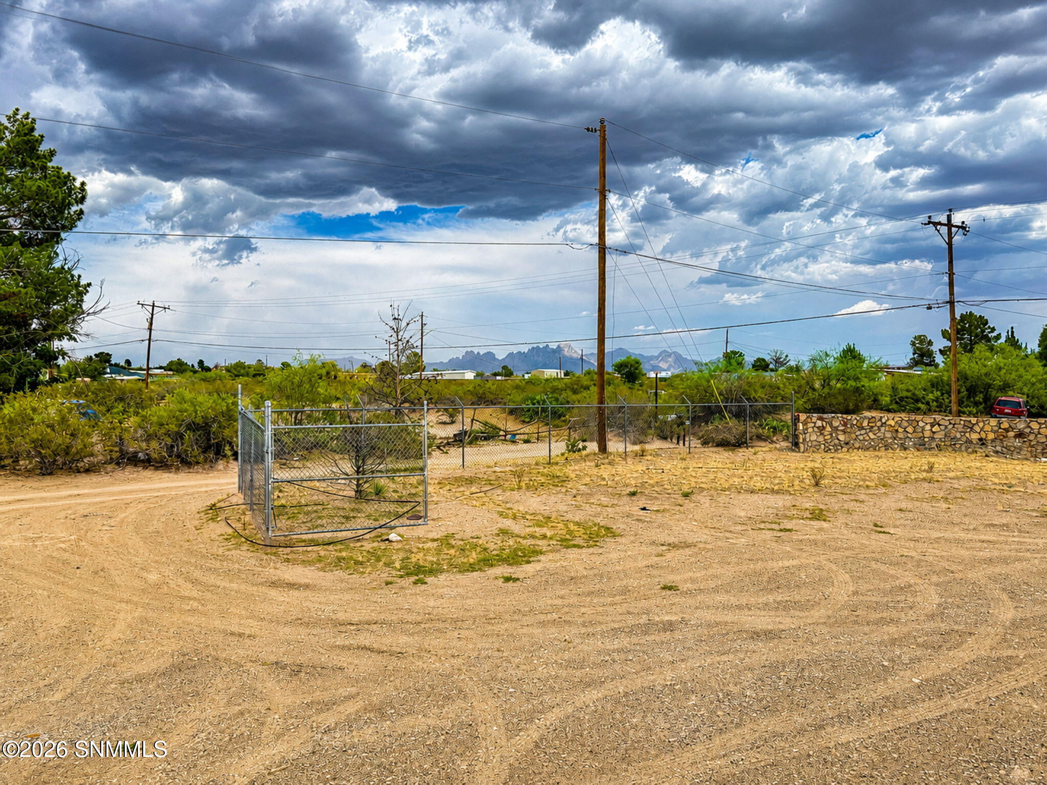 5355 jemez front gate