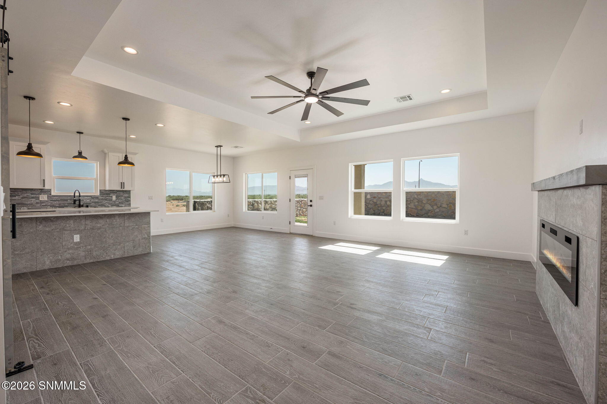 7-web-or-mls-Snappin Homes (Swan6542)-7
