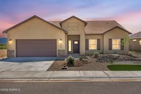 6542 Swan Street, Las Cruces, New Mexico 88012, 3 Bedrooms Bedrooms, ,2 BathroomsBathrooms,Residential,For Sale,Swan,2602265