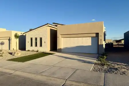 3712 Daybreak Street, Las Cruces, New Mexico 88012, 4 Bedrooms Bedrooms, ,2.25 BathroomsBathrooms,Residential,For Sale,Daybreak,2602270