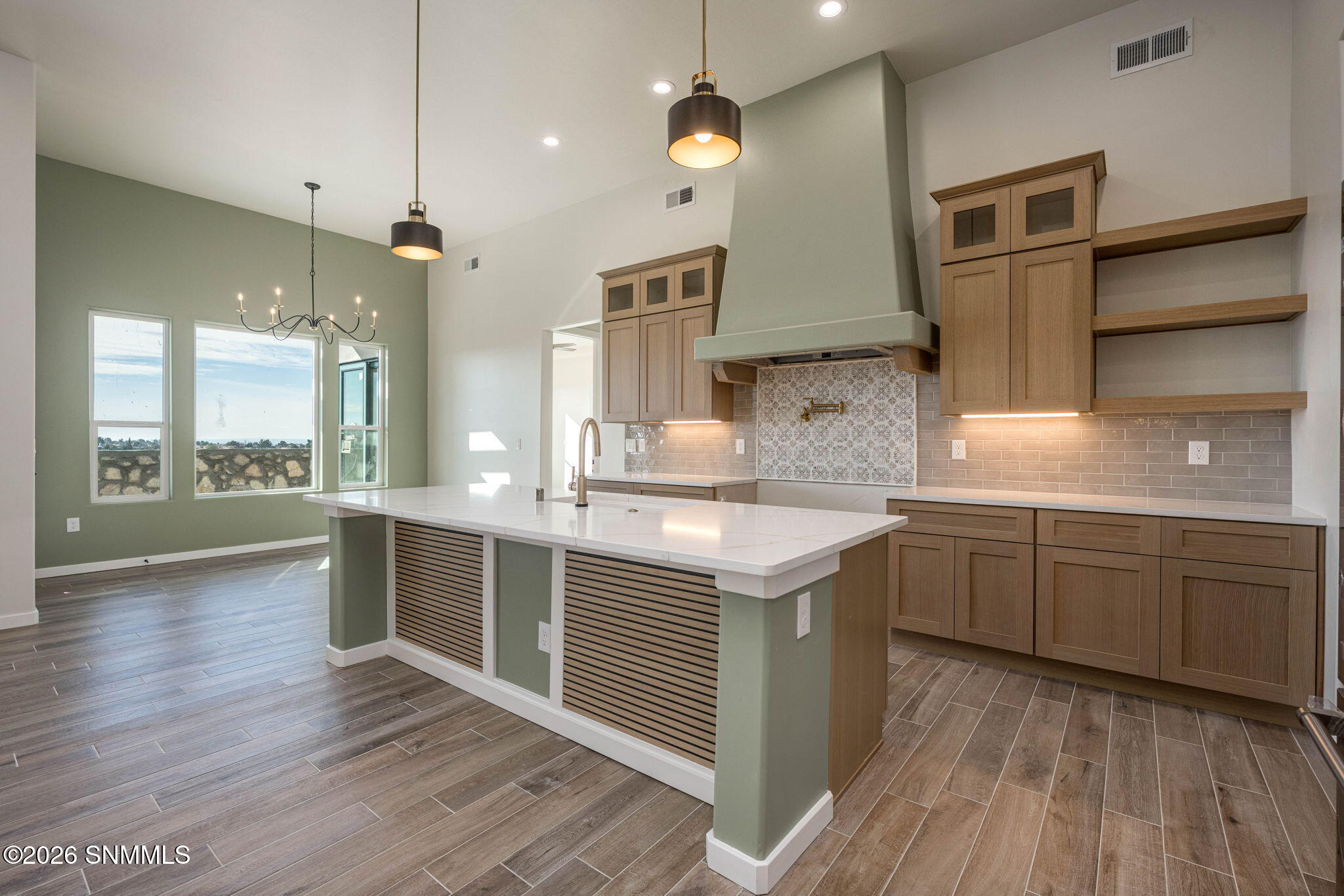 17-web-or-mls-Snappin Homes (Kuehne2850)