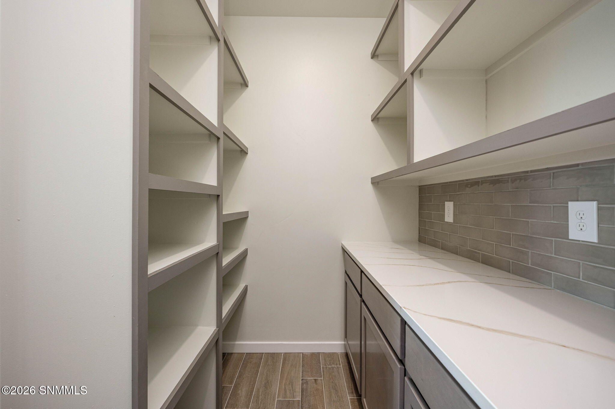 20-web-or-mls-Snappin Homes (Kuehne2850)
