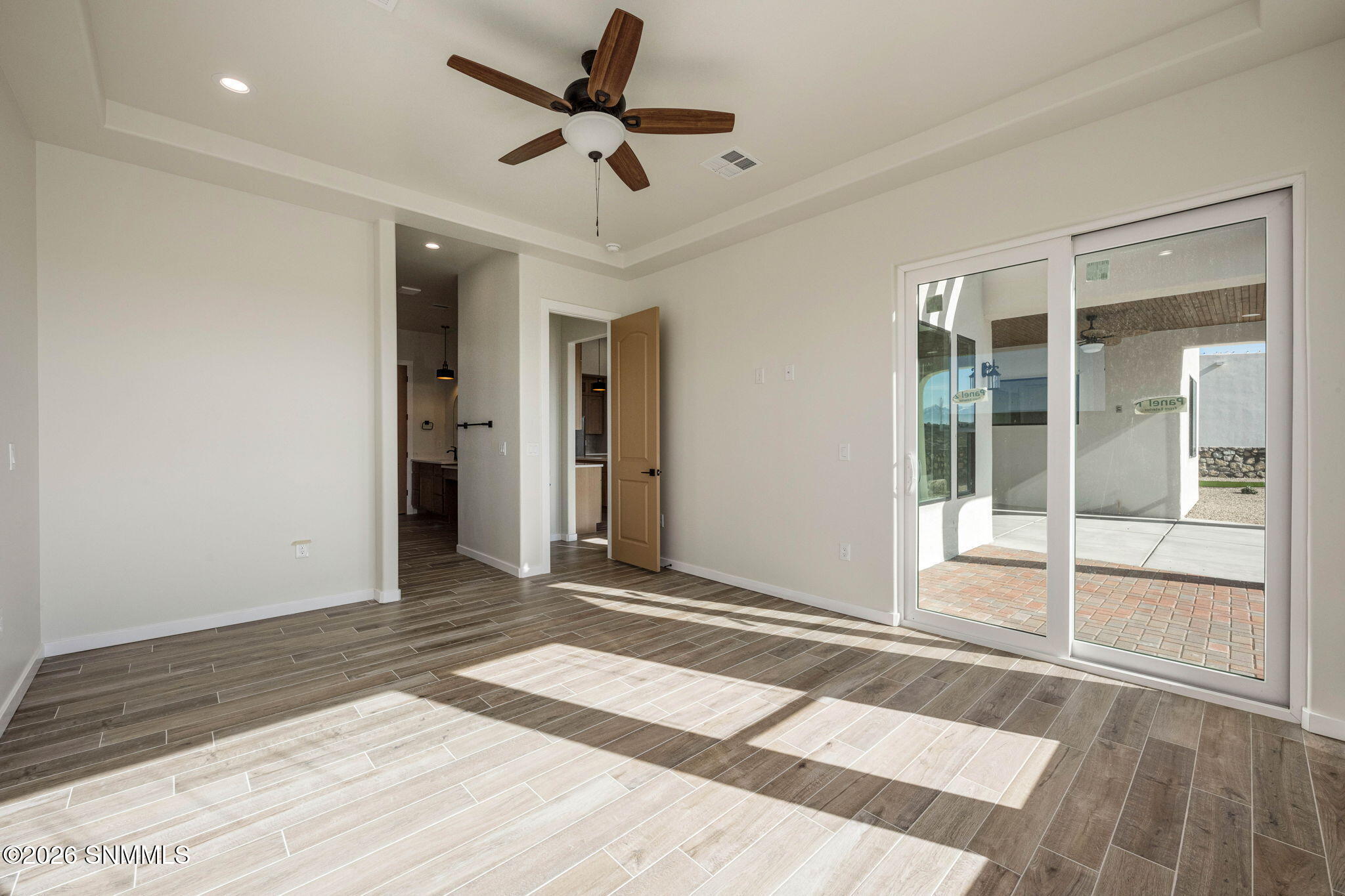22-web-or-mls-Snappin Homes (Kuehne2850)