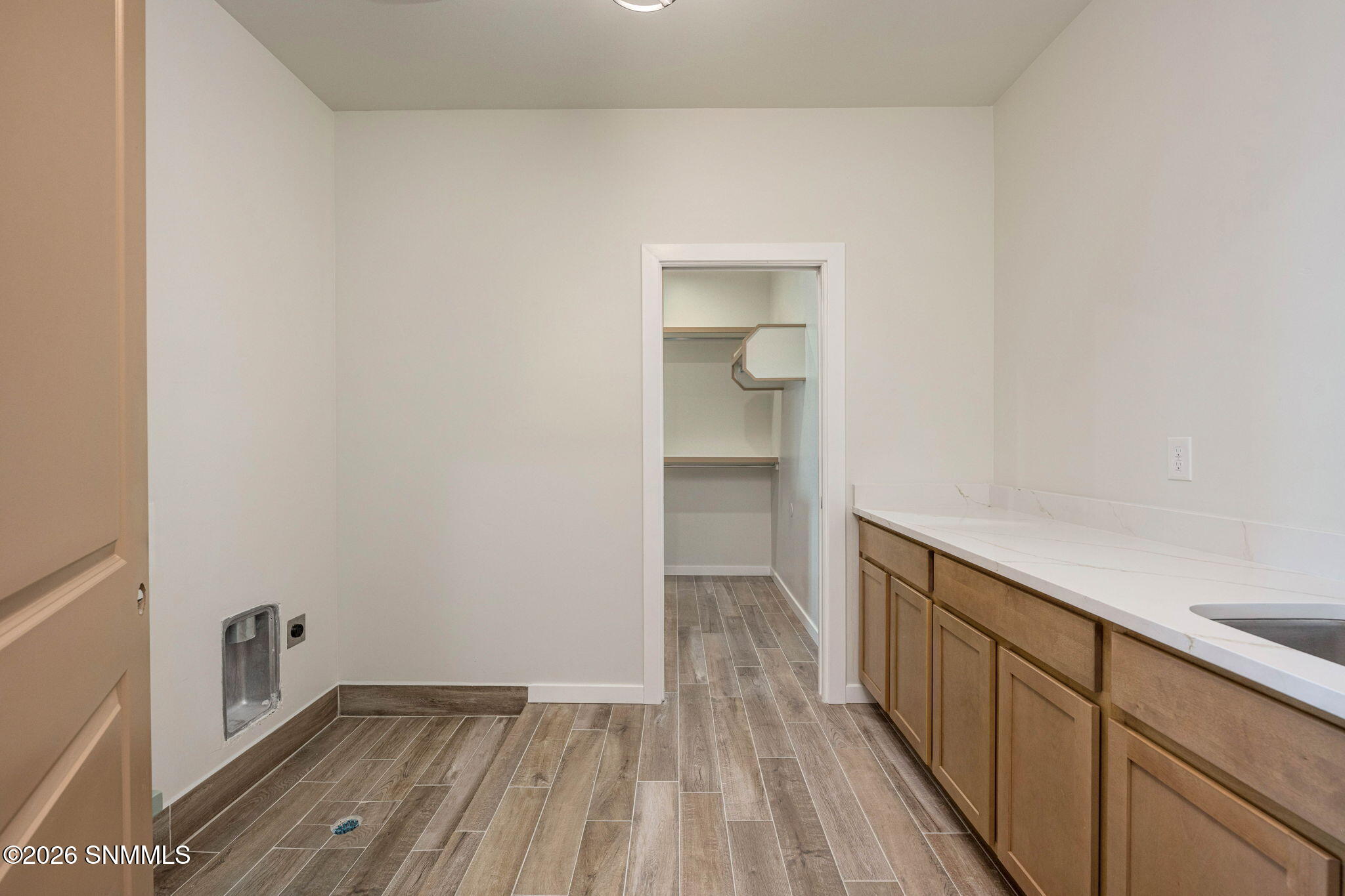 32-web-or-mls-Snappin Homes (Kuehne2850)