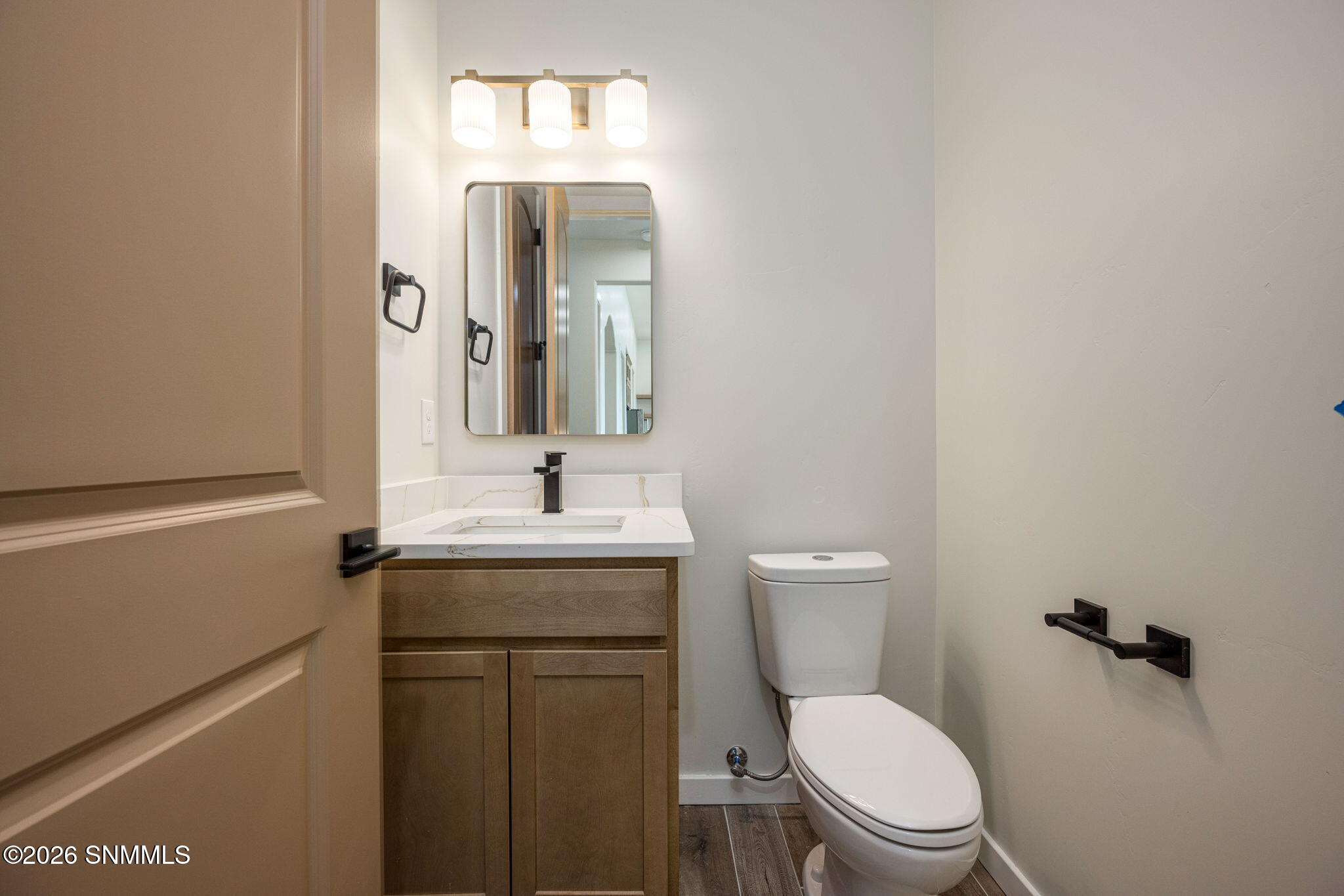 33-web-or-mls-Snappin Homes (Kuehne2850)