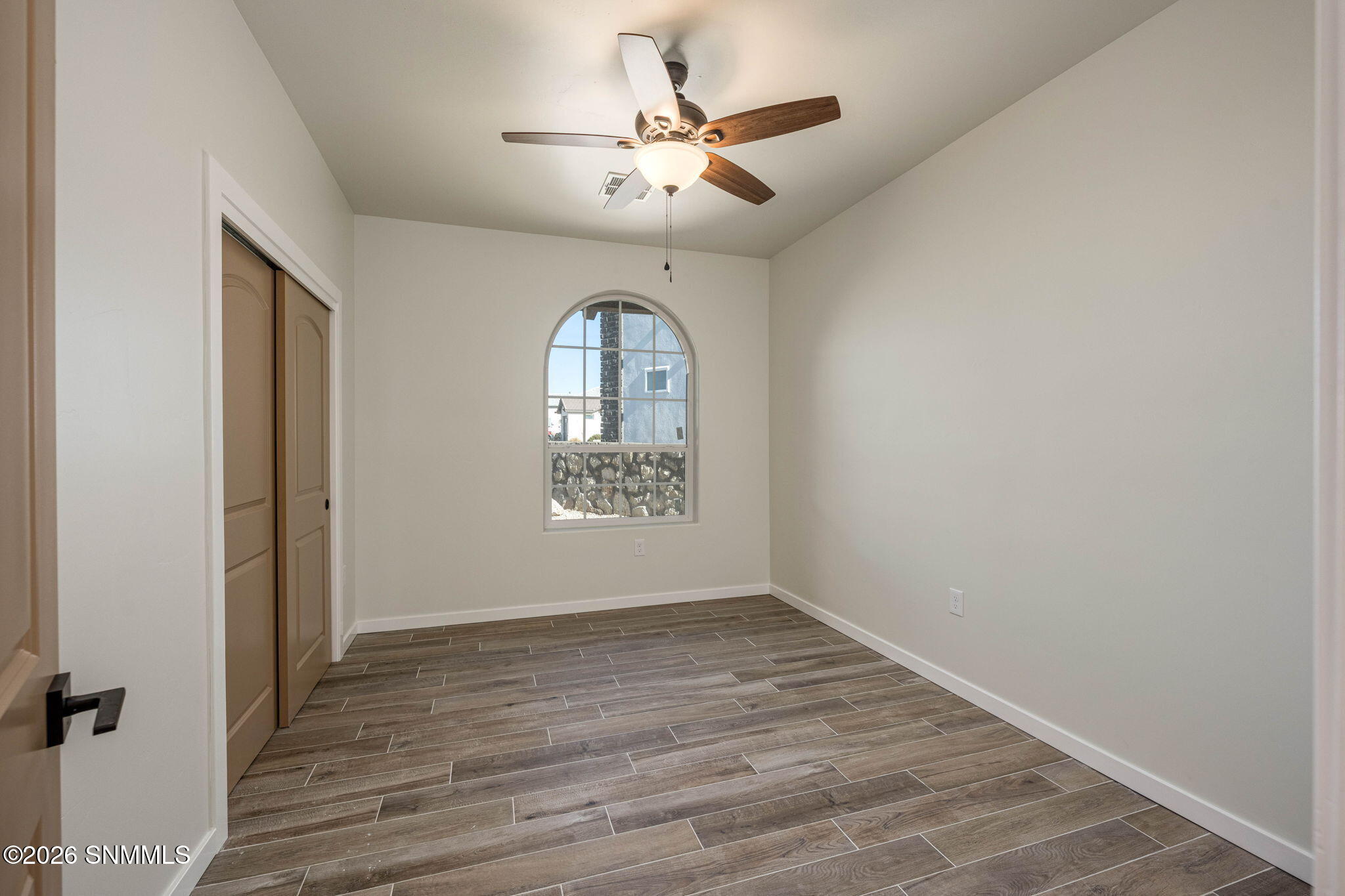 34-web-or-mls-Snappin Homes (Kuehne2850)