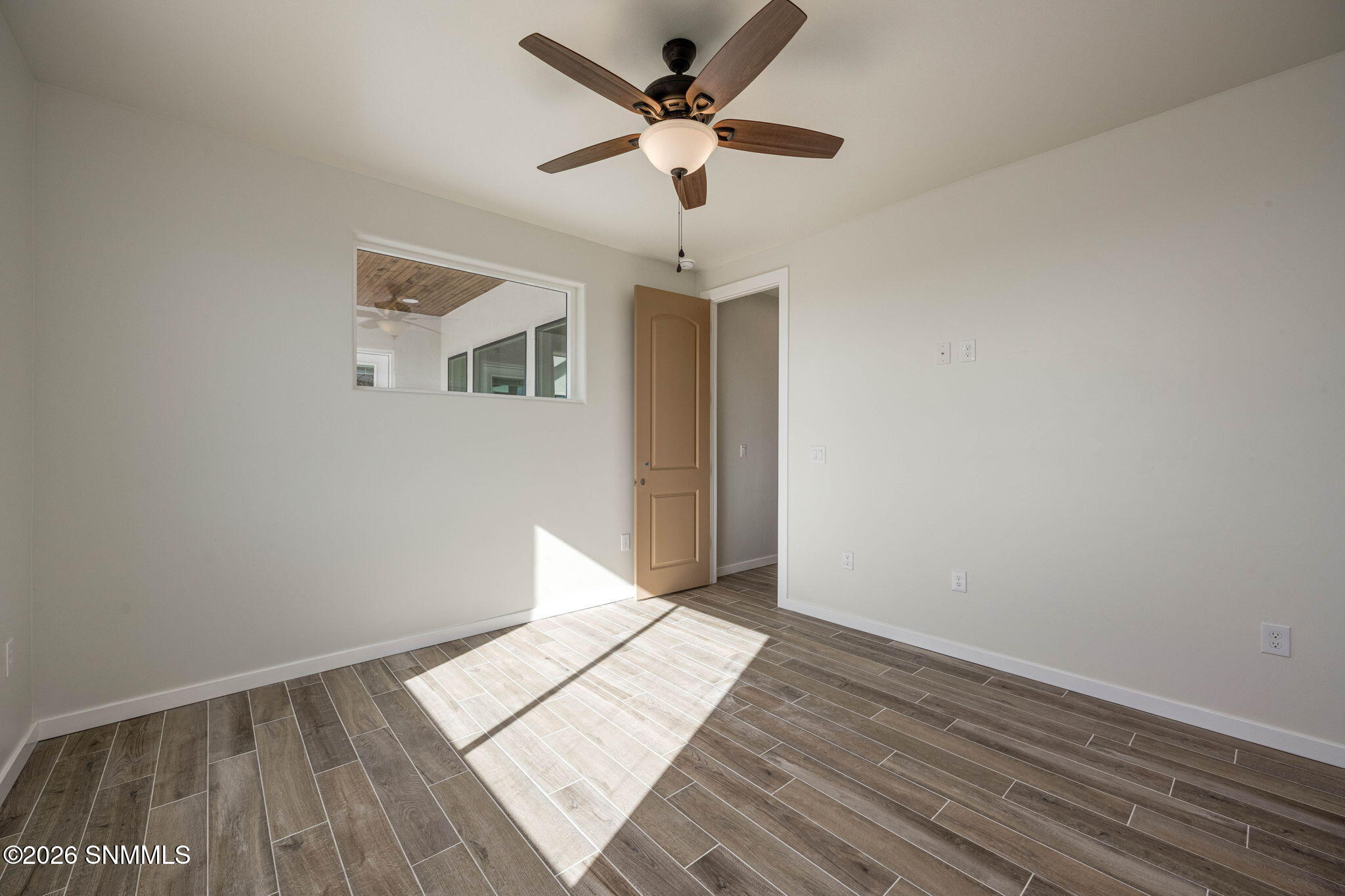 40-web-or-mls-Snappin Homes (Kuehne2850)