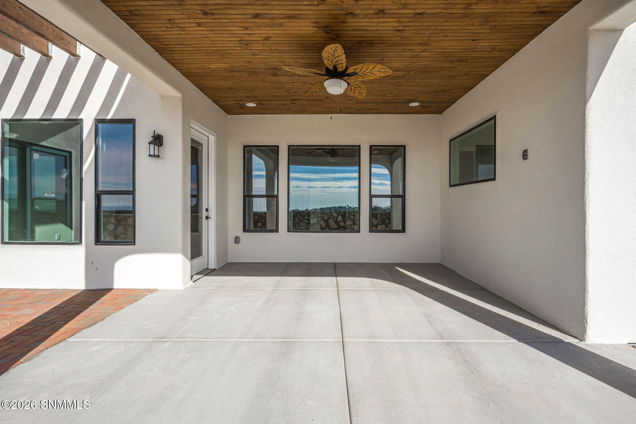 46-web-or-mls-Snappin Homes (Kuehne2850)