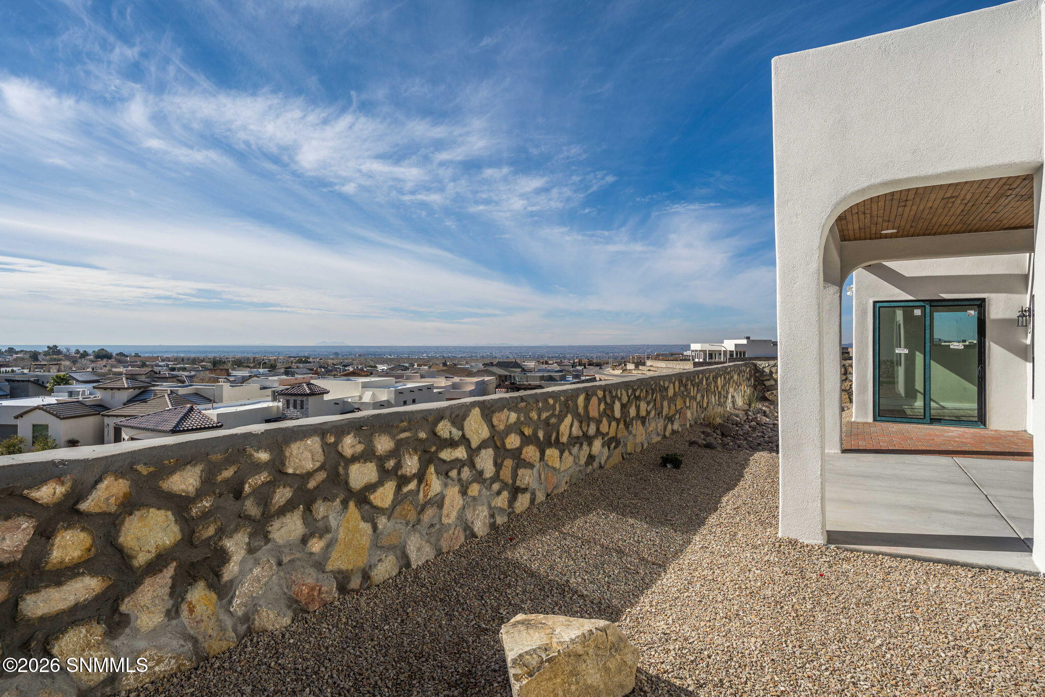 51-web-or-mls-Snappin Homes (Kuehne2850)
