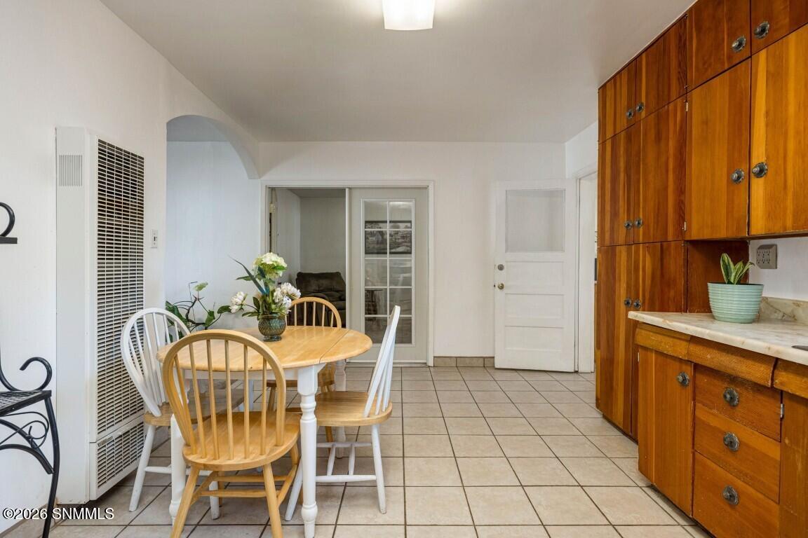 12-web-or-mls-Snappin Homes (Milton1320)