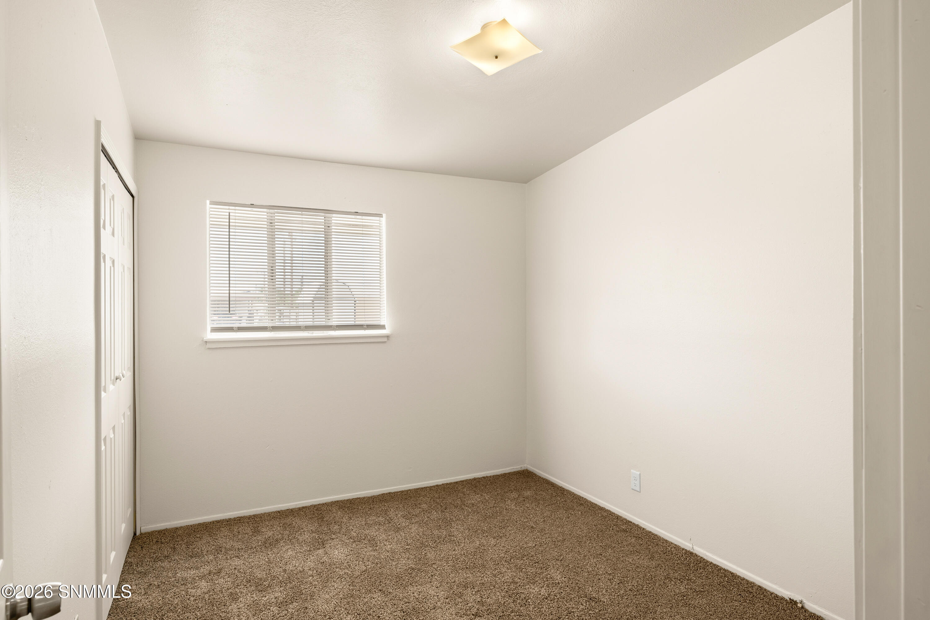 2117-Skyway-MLS-Camera-Guy-18