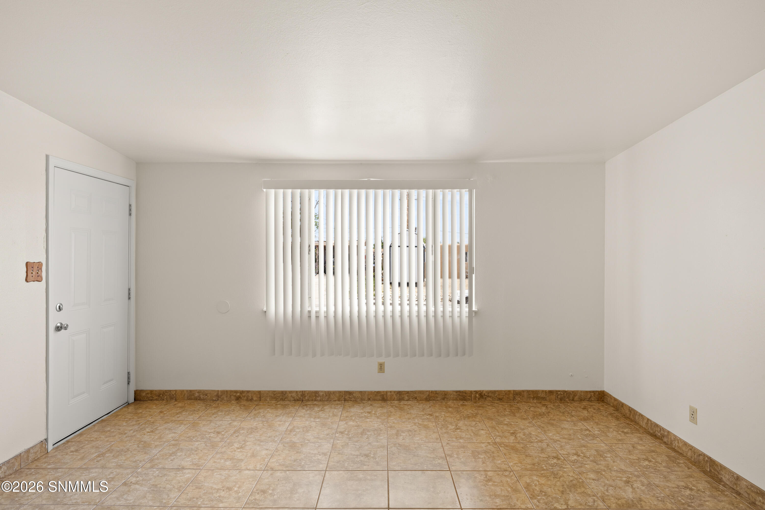 2117-Skyway-MLS-Camera-Guy-7