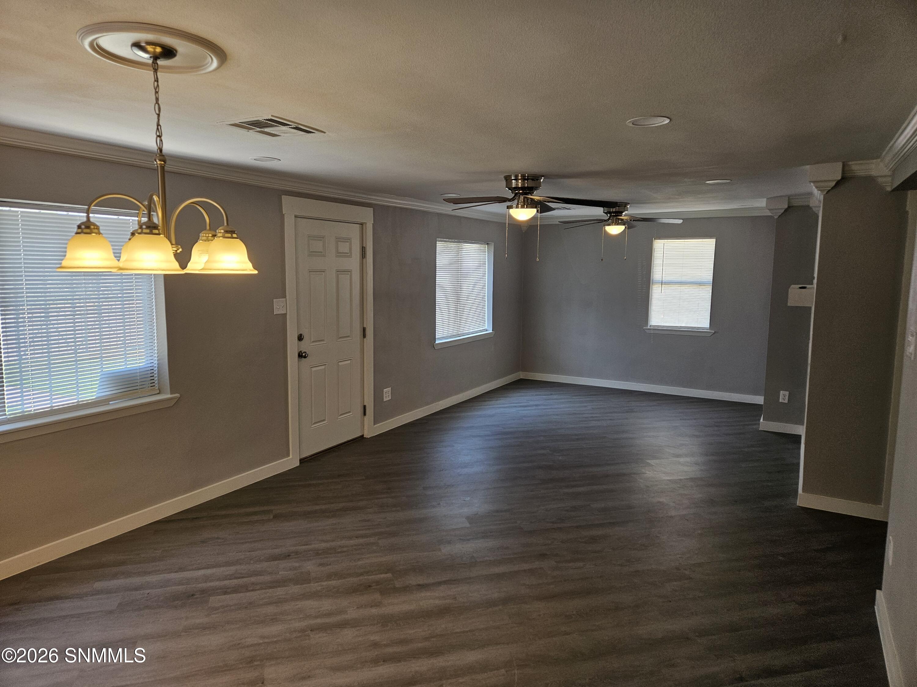 10_LivingRoom