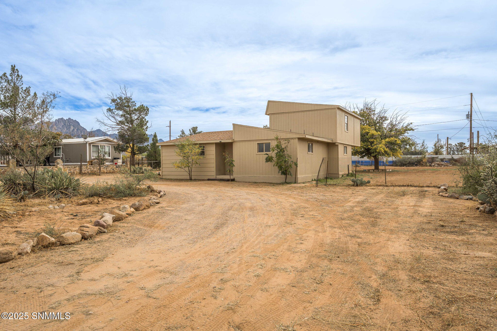 41-web-or-mls-Snappin Homes (Horace9104)