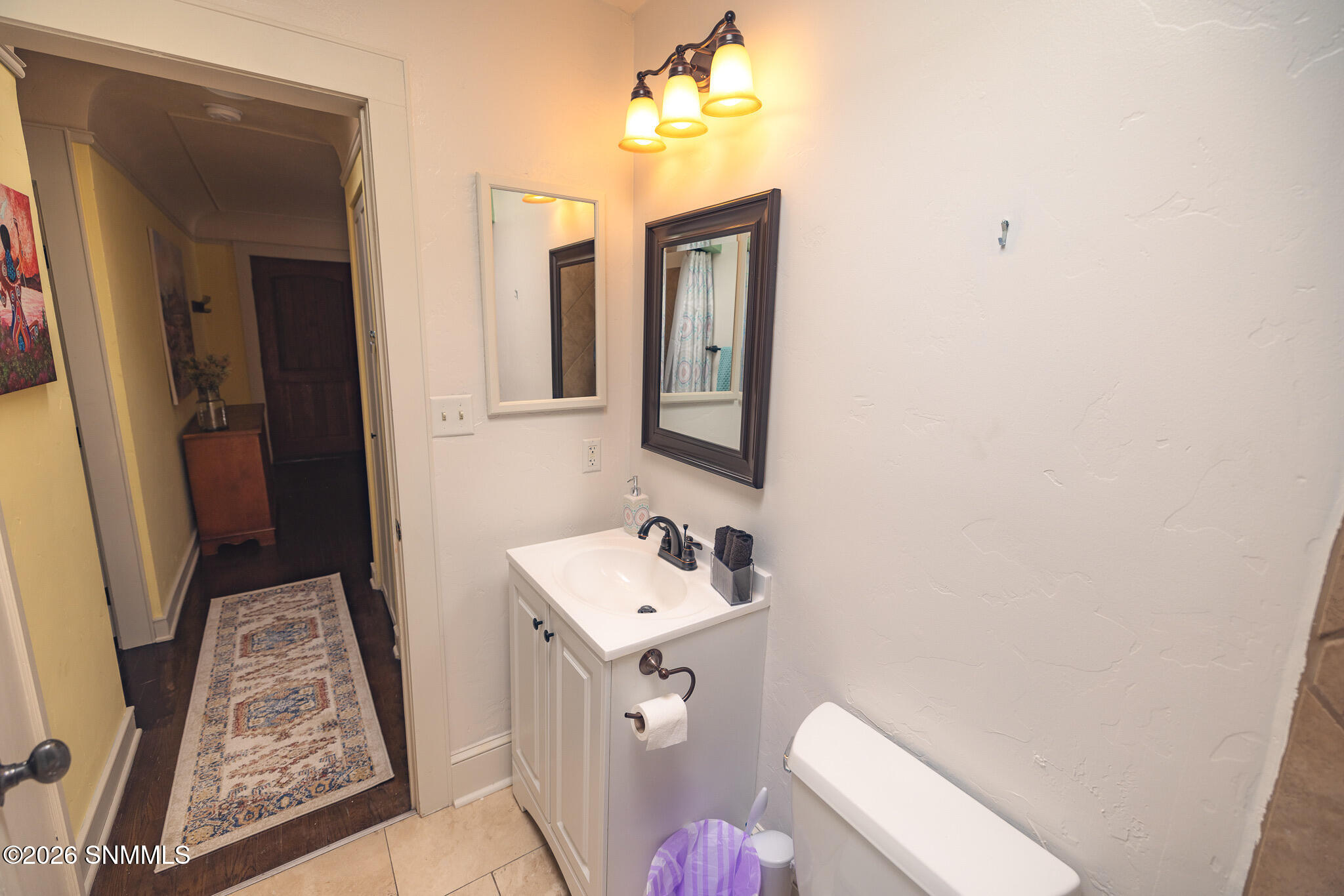 East st guest bath (2)
