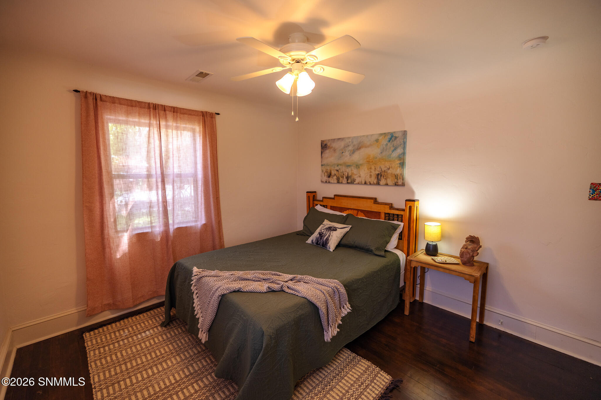 East st Full bed