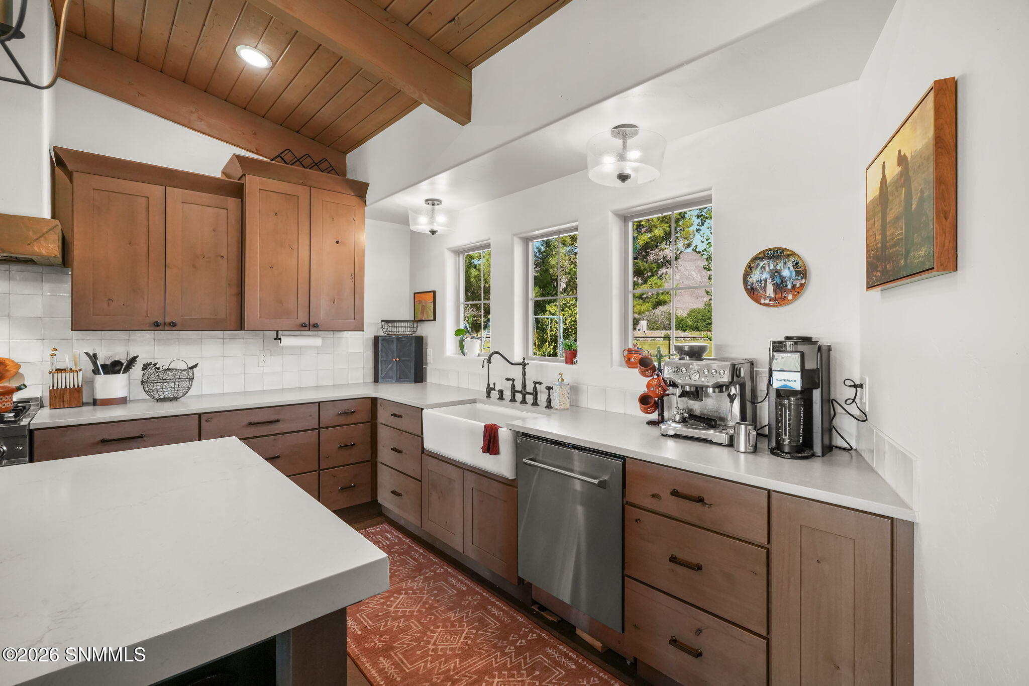 10110 N Valley-20