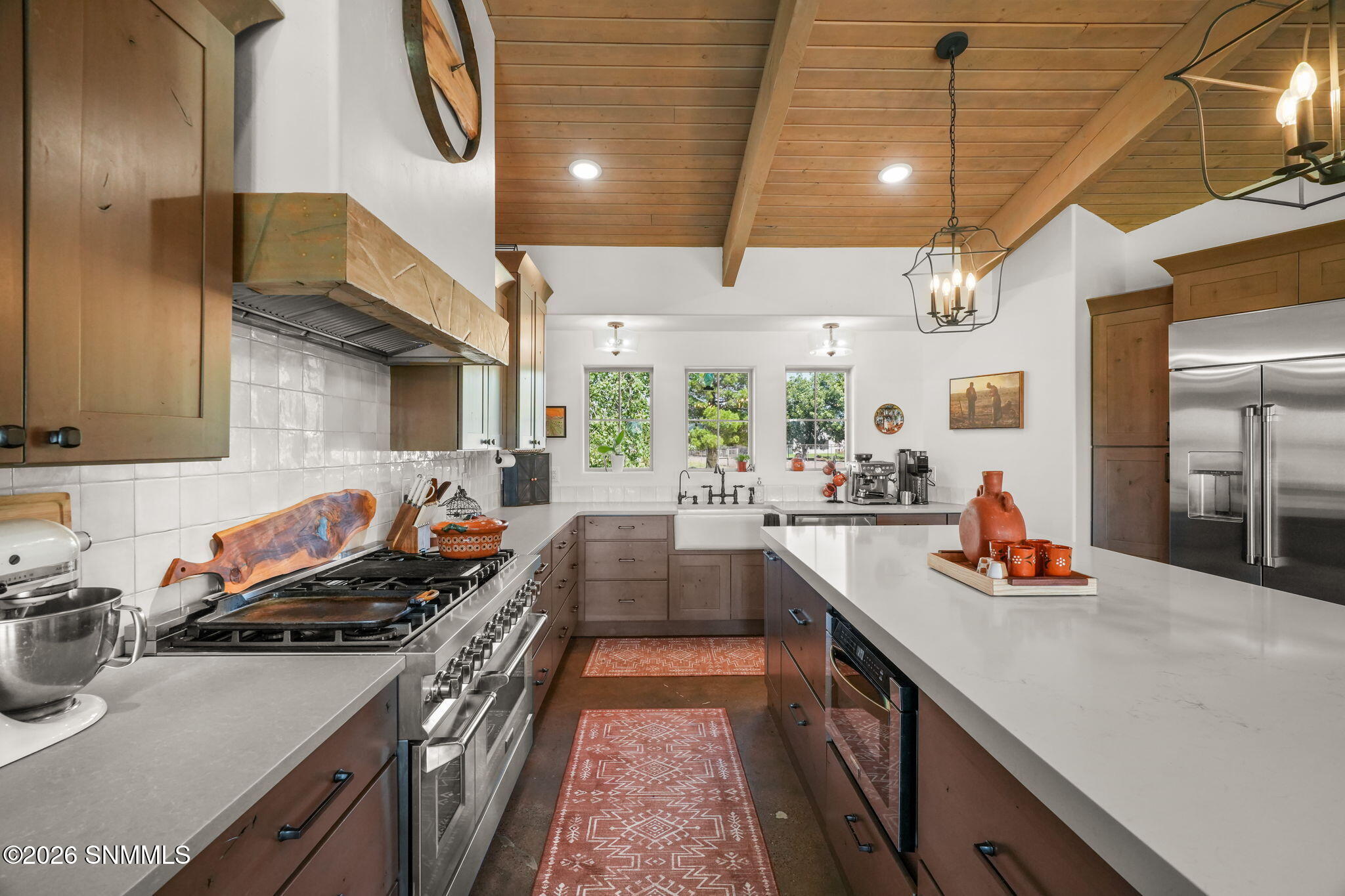 10110 N Valley-23