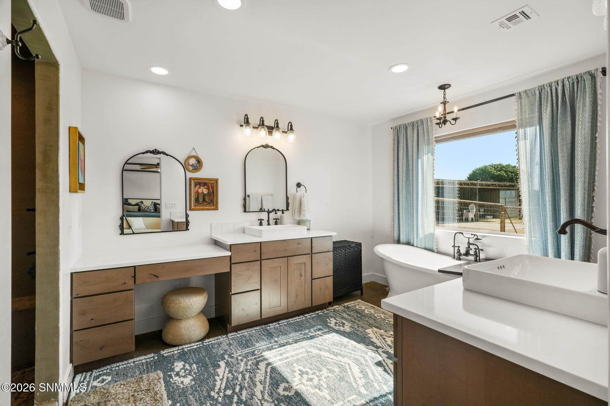 10110 N Valley-37