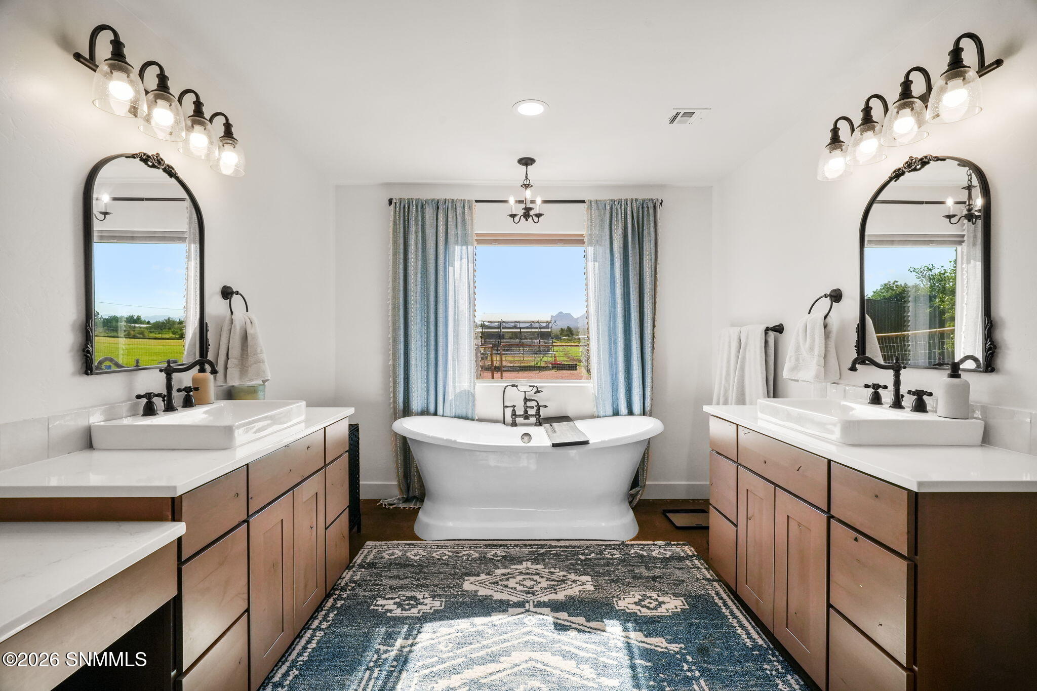 10110 N Valley-38