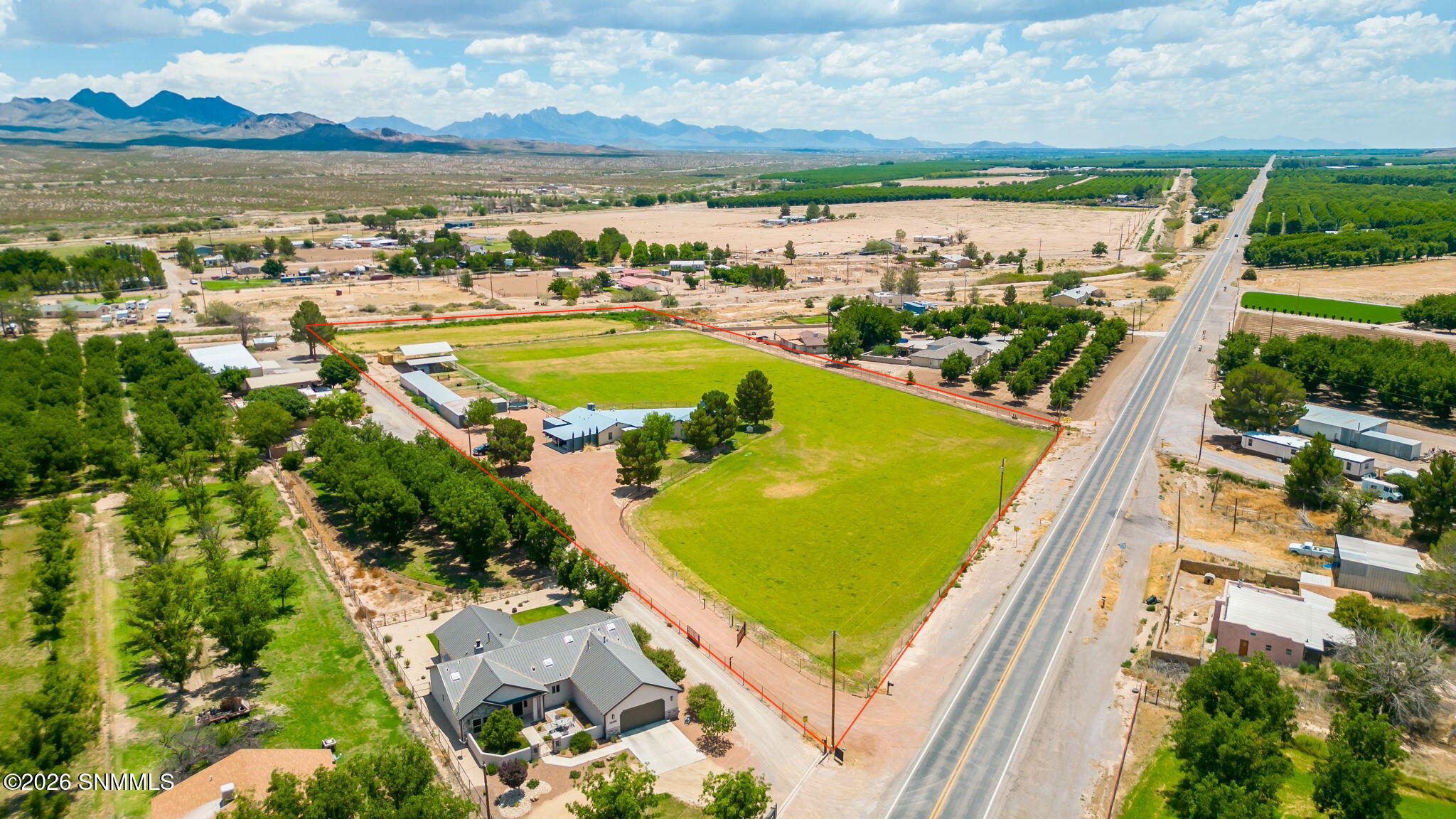 10110 N Valley-104