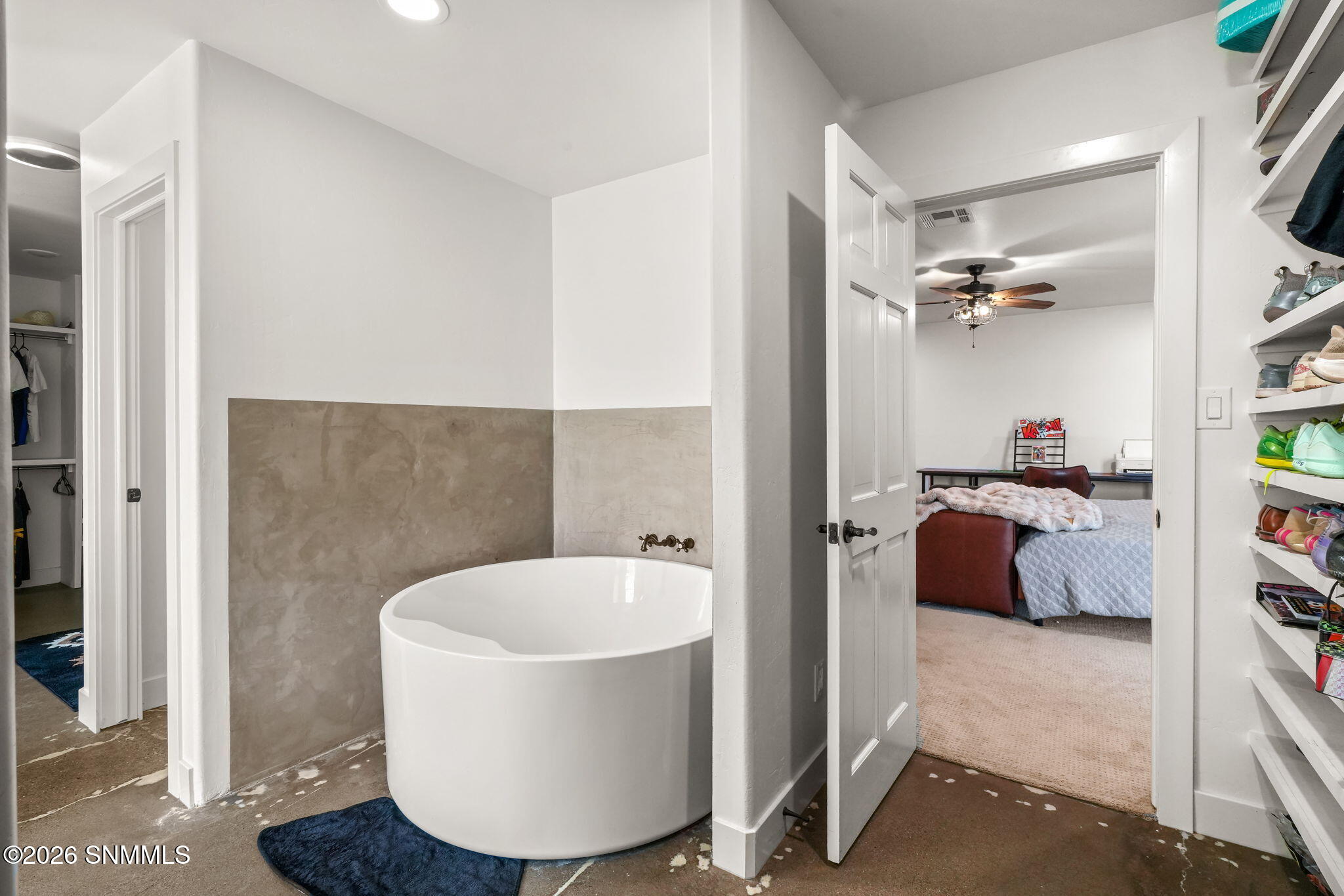 10110 N Valley-54