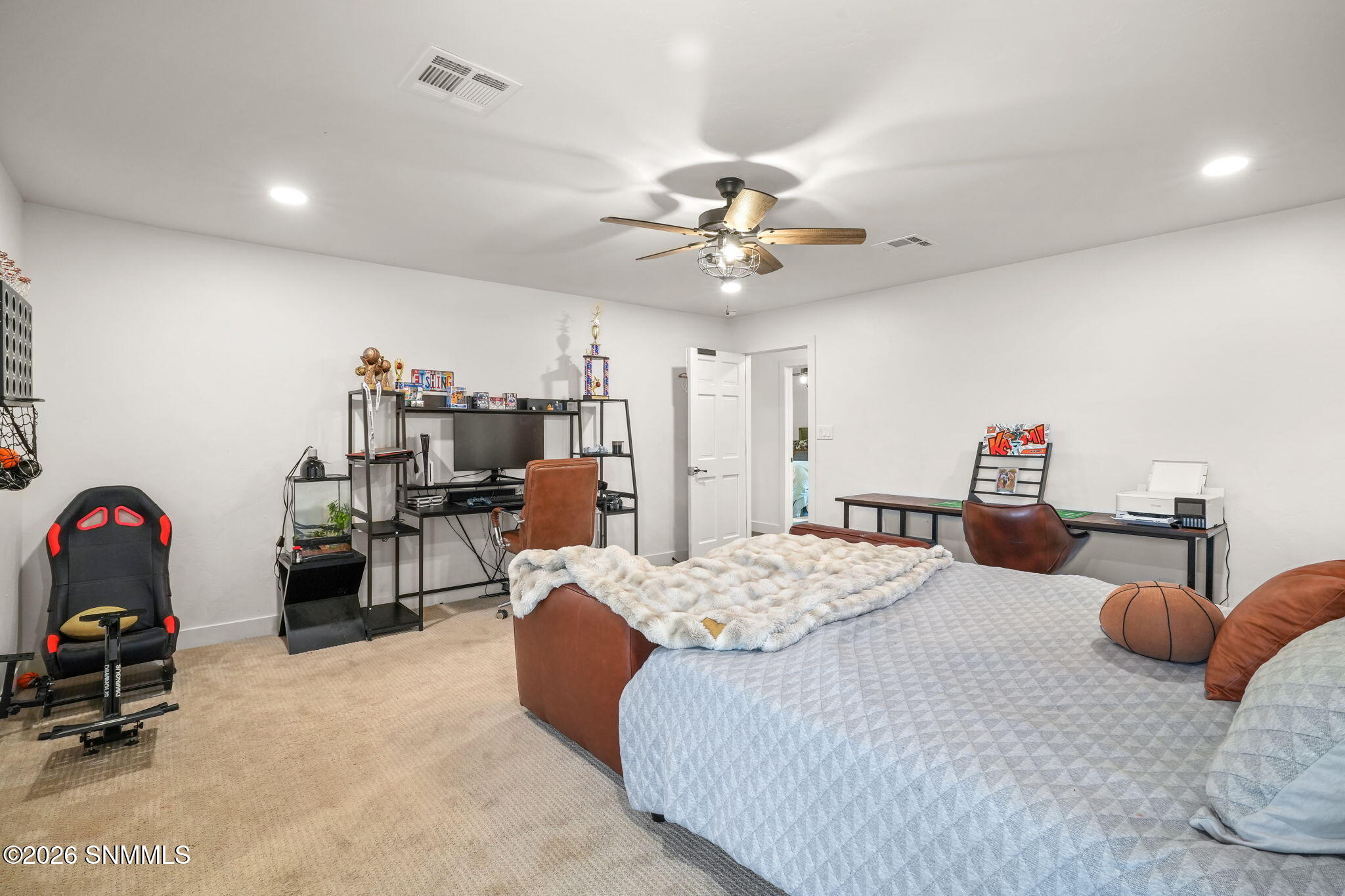 10110 N Valley-57