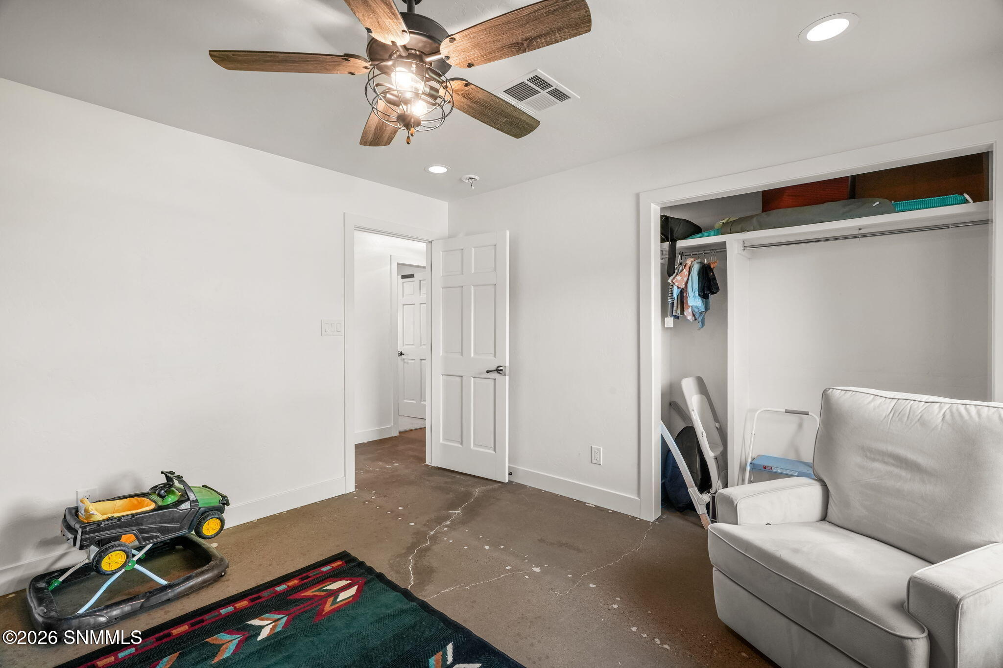10110 N Valley-59