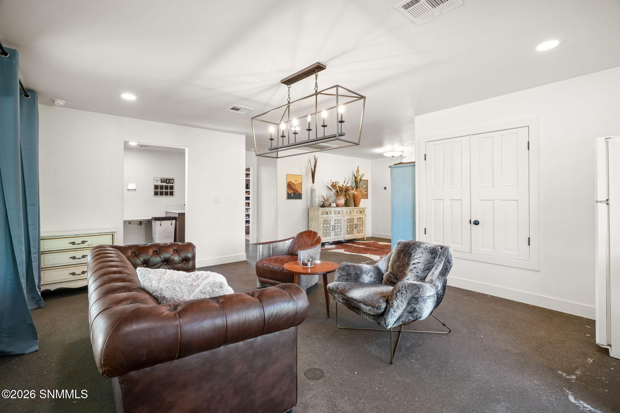 10110 N Valley-65