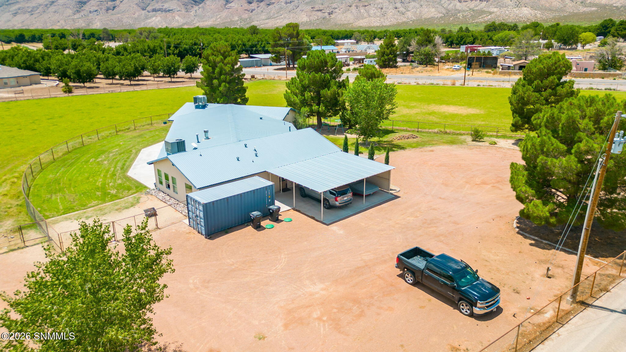 10110 N Valley-84