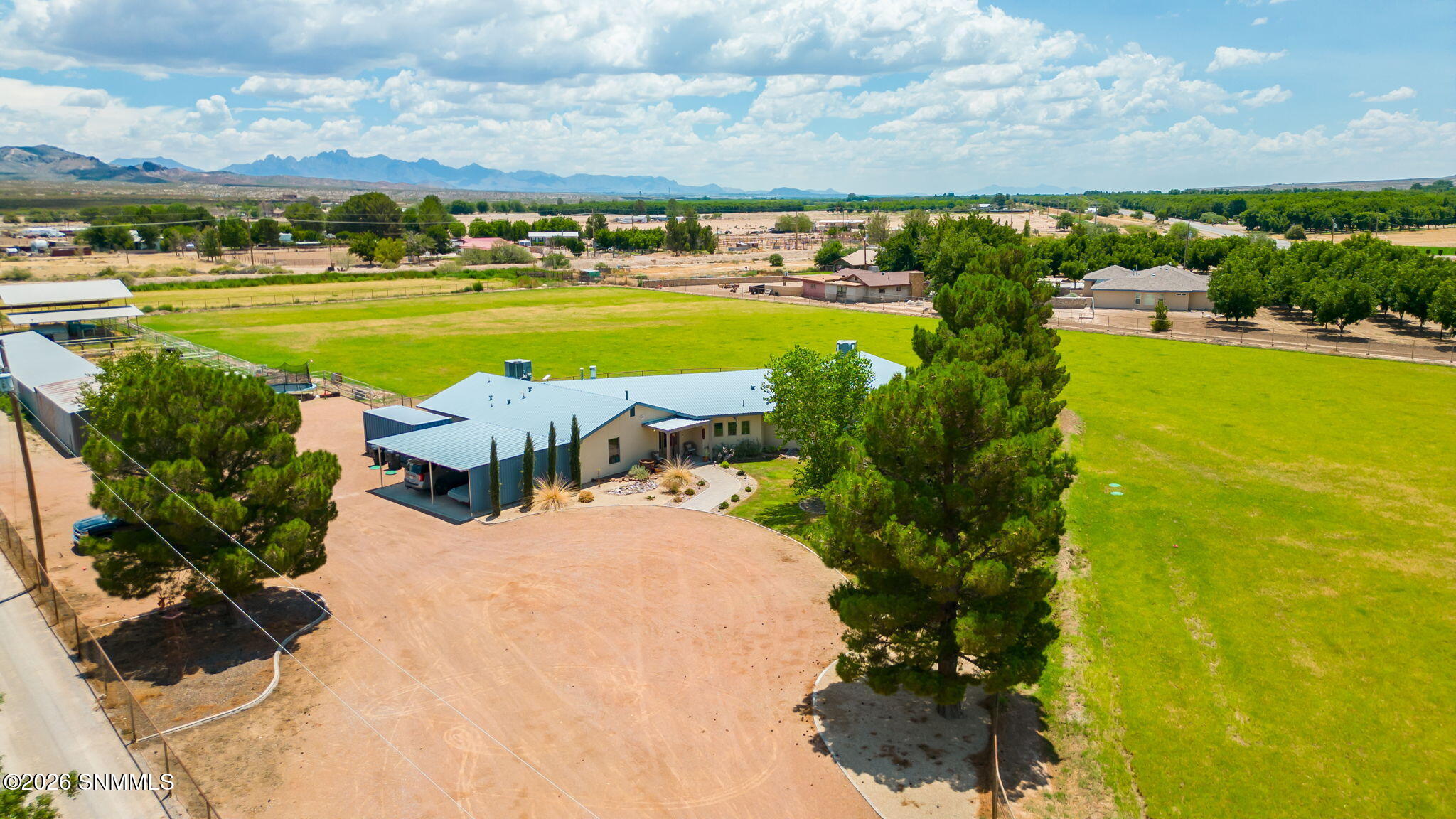 10110 N Valley-86