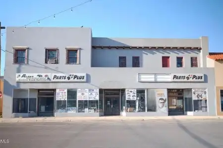 215 Fox Street, Carlsbad, New Mexico 88220, ,Commercial Sale,For Sale,Fox,2602319