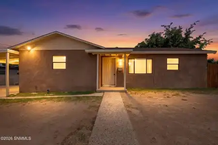 1765 Hamiel Drive, Las Cruces, New Mexico 88001, 4 Bedrooms Bedrooms, ,1.75 BathroomsBathrooms,Residential,For Sale,Hamiel,2602320