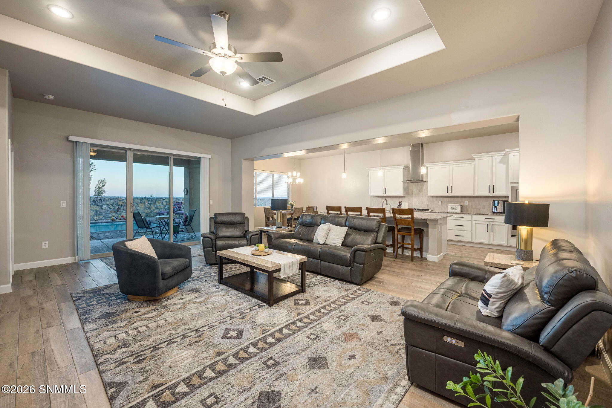 7-web-or-mls-Snappin Homes (EastSprings2