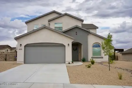 4495 Red Mountain Circle, Las Cruces, New Mexico 88012, 5 Bedrooms Bedrooms, ,2.75 BathroomsBathrooms,Residential,For Sale,Red Mountain,2602327