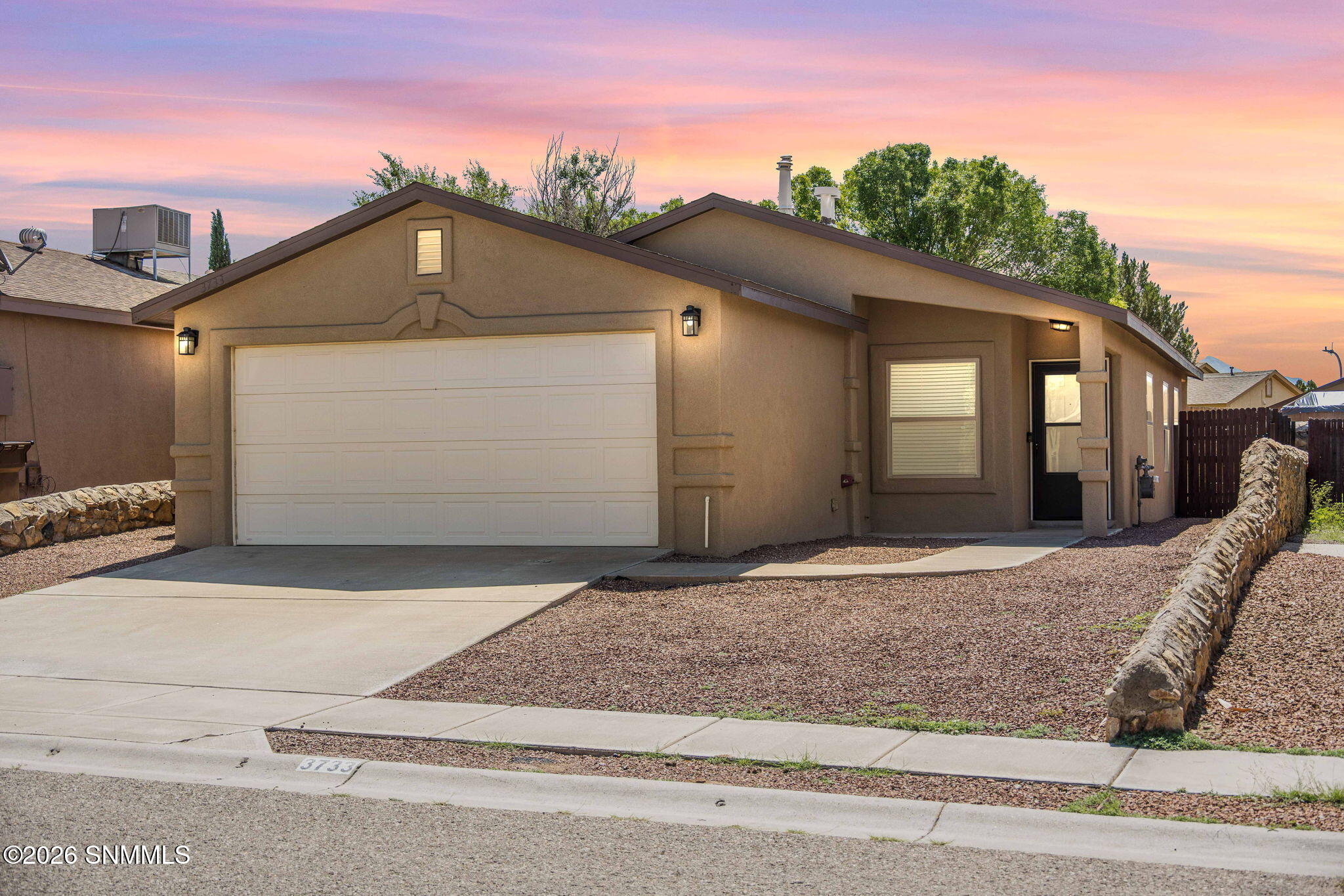 28-web-or-mls-Snappin Homes (Stoneway373