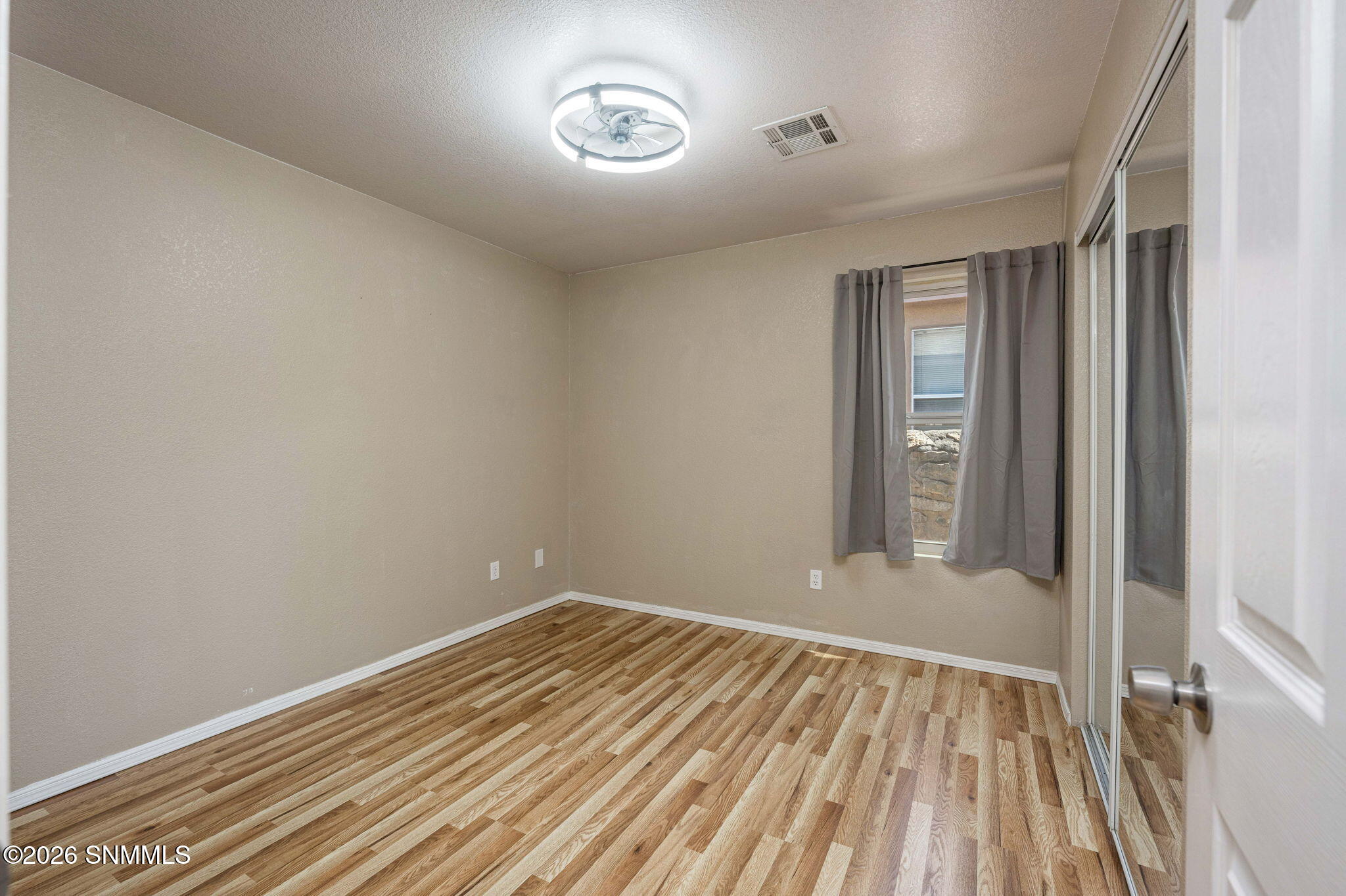 17-web-or-mls-Snappin Homes (Stoneway373