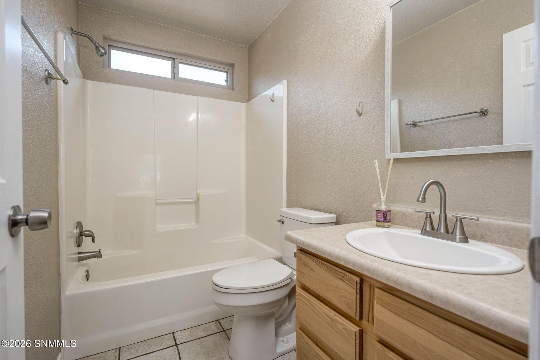 19-web-or-mls-Snappin Homes (Stoneway373