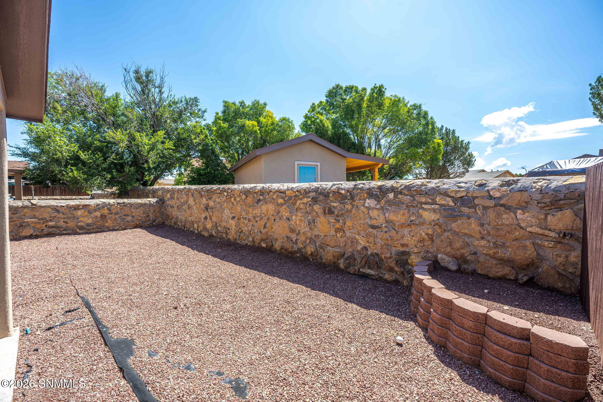 23-web-or-mls-Snappin Homes (Stoneway373