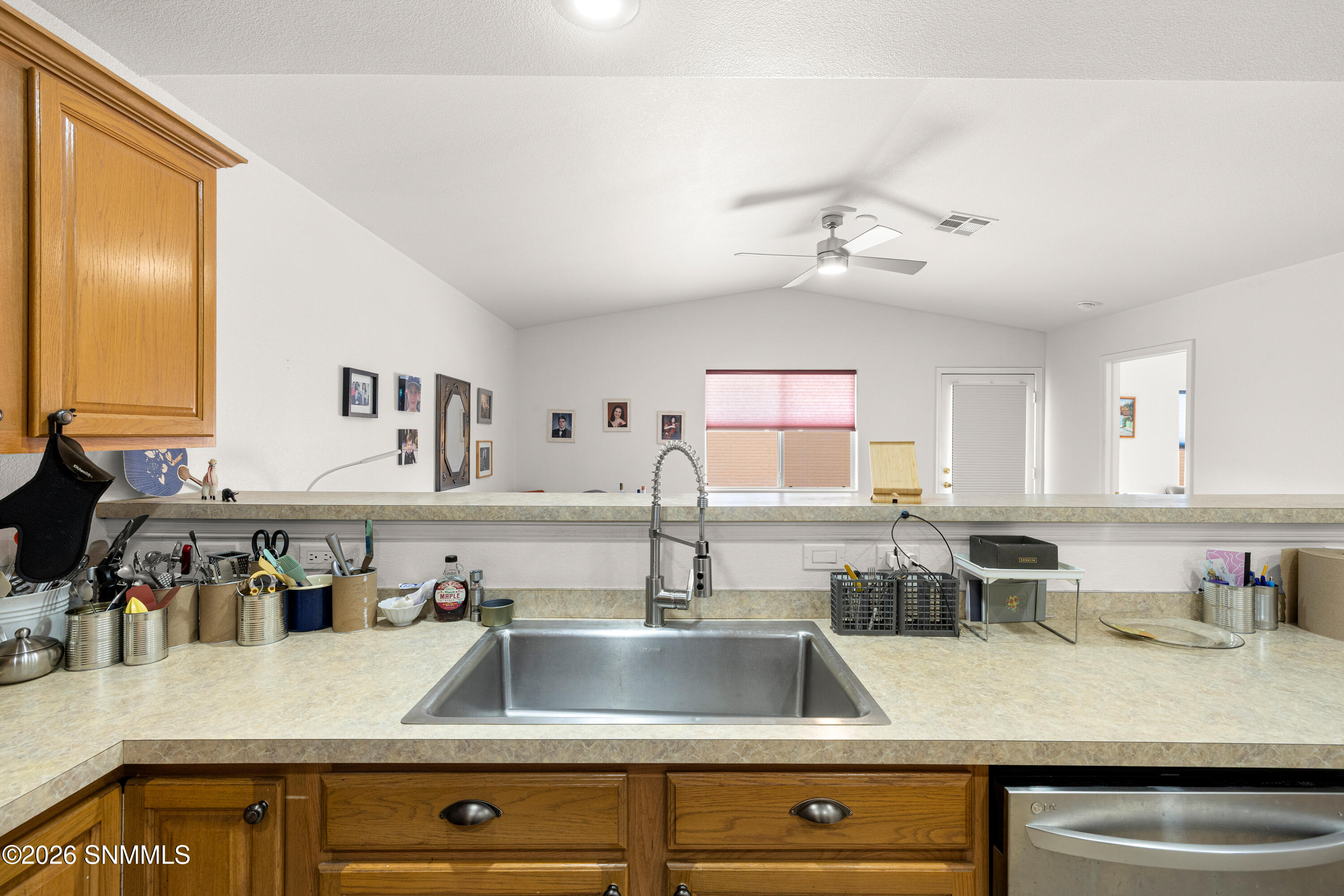 2857-San Miguel-Farmhouse-Sink