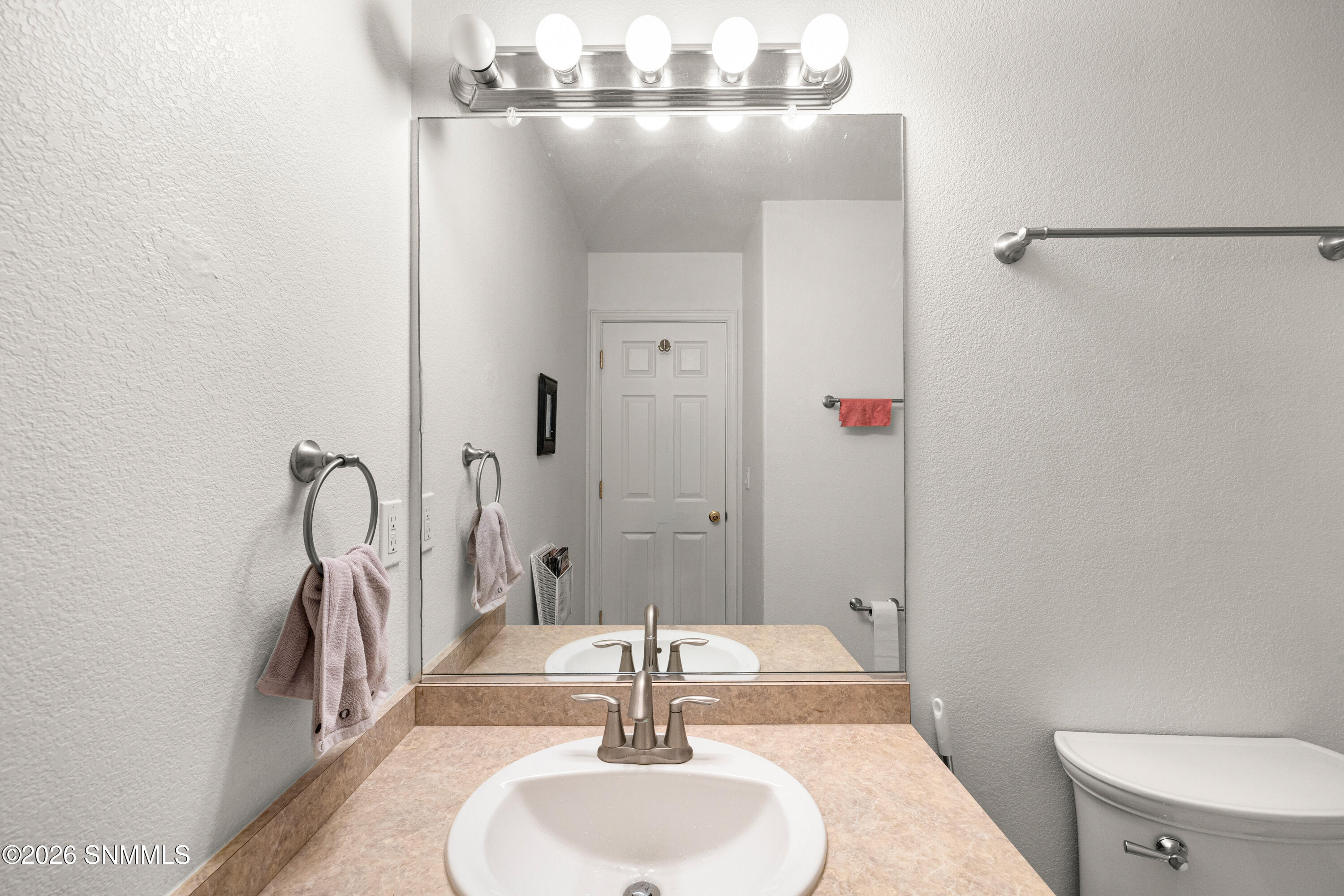 2857-San Miguel-Second-Bathroom