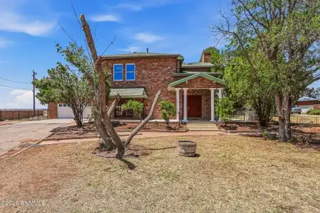 2623 San Andres Drive, Las Cruces, New Mexico 88007, 4 Bedrooms Bedrooms, ,4 BathroomsBathrooms,Residential,For Sale,San Andres,2602337