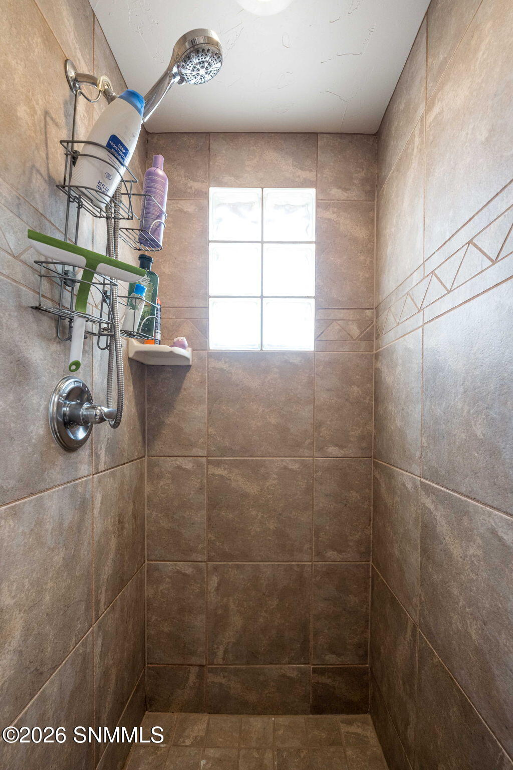 31-web-or-mls-Snappin Homes (PepperPost4