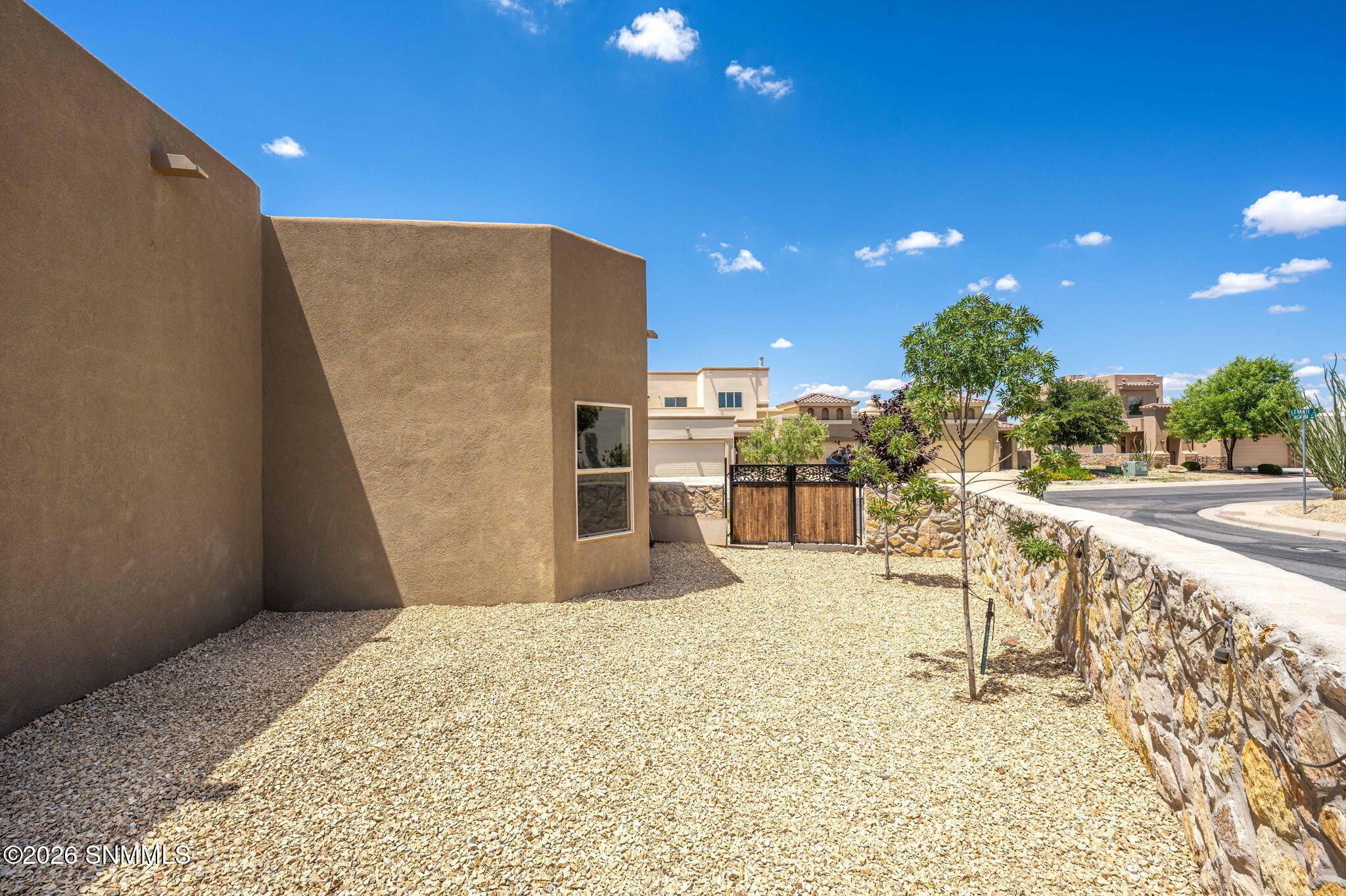 36-web-or-mls-Snappin Homes (Levante4314