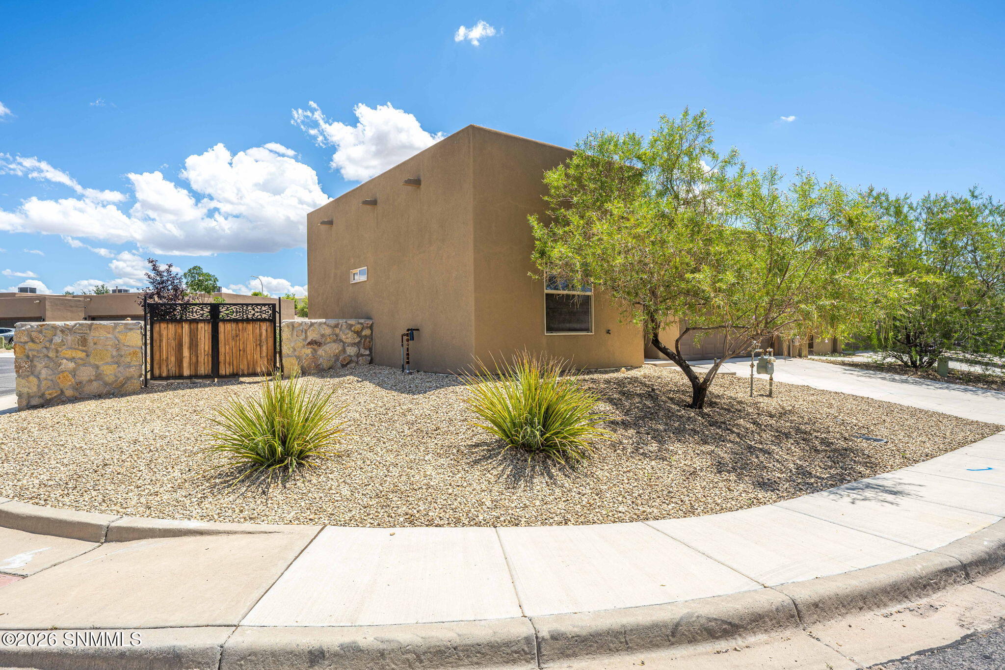 37-web-or-mls-Snappin Homes (Levante4314