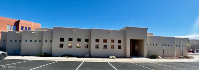 Pueblos Pool 2